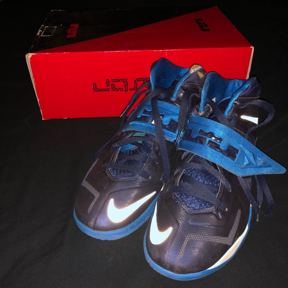 Lebron James Nike Zoom Soldier VIII